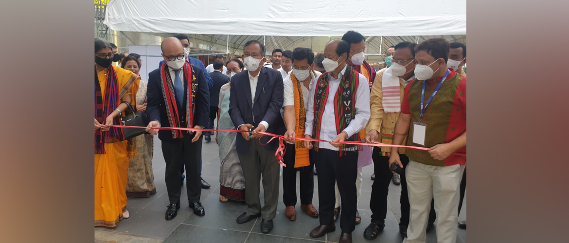  Thai Trade Representative M.L. Chayotid Kridakon and Minister of State for External
Affairs Dr. Rajkumar Ranjan Singh, Chief Minister of Nagaland Shri Neiphiu Rio, Chief
Minister of Meghalaya Shri. Conrad K. Sangma and Dy Chief Minister of Arunachal
Pradesh Shri Chowna Mein inaugurated an Exhibition of State pavilions of 8 NE States
at the 2nd NEIF at Bangkok