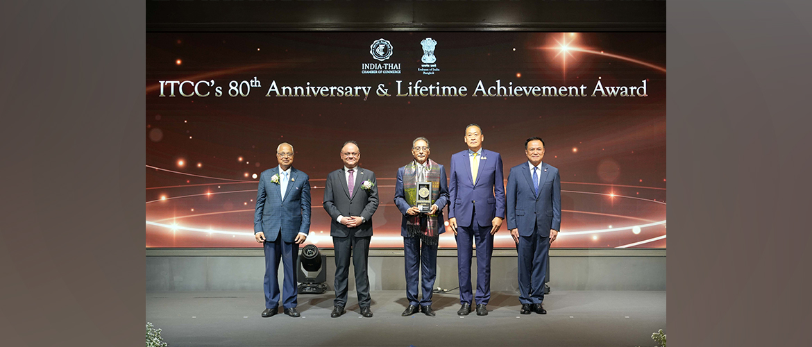  India-Thai Chamber of Commerce commemorated 80th anniversary of its establishment, and on this occasion conferred a lifetime achievement award to noted entrepreneur Mr. Aloke Lohia, the founder and CEO of Indorama Ventures.