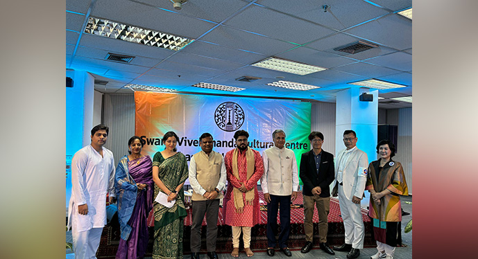  Swami Vivekananda Cultural Centre, Embassy of India, Bangkok organized an Indian classical music concert with Soumyajit Paul on Sitar, Ms. Devberna Basu, classical vocalist, and Mr. Danish Nayyar, tabla artist. The event was attended by the Dean, Music Department, local universities, Indian music listeners, members of civil society, and members of the Indian diaspora.
