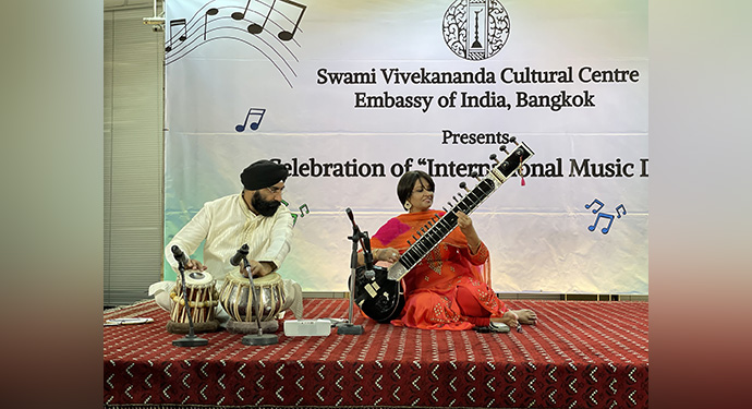  Swami Vivekananda Cultural Centre,Embassy of India,Bangkok in coordination with Srinakharinwirot University, and Silpakorn University celebrated the International Day of Music. Young musicians, faculty, and members of the Indian diaspora attended the event with great interest and enthusiasm.