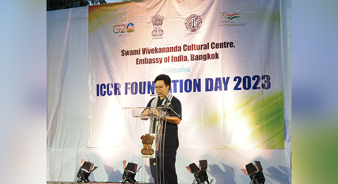  Acharn Kittipong Boonkerd, a Hindi lecturer at Chulalongkorn University and former ICCR scholar, delivered a talk on cultural ties and shared his experience as an ICCR scholar.