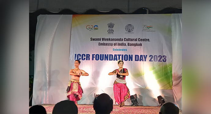  Classical Fusion Dance by Mr. Ekkalak, an ICCR scholar and Bharatnatyam artist, accompanying Ms. Ritika, a senior Odissi artist at an event ICCR Foundation Day